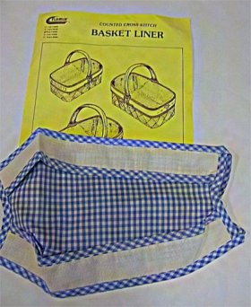 Basket Liner W/ 18 Count Aida Band